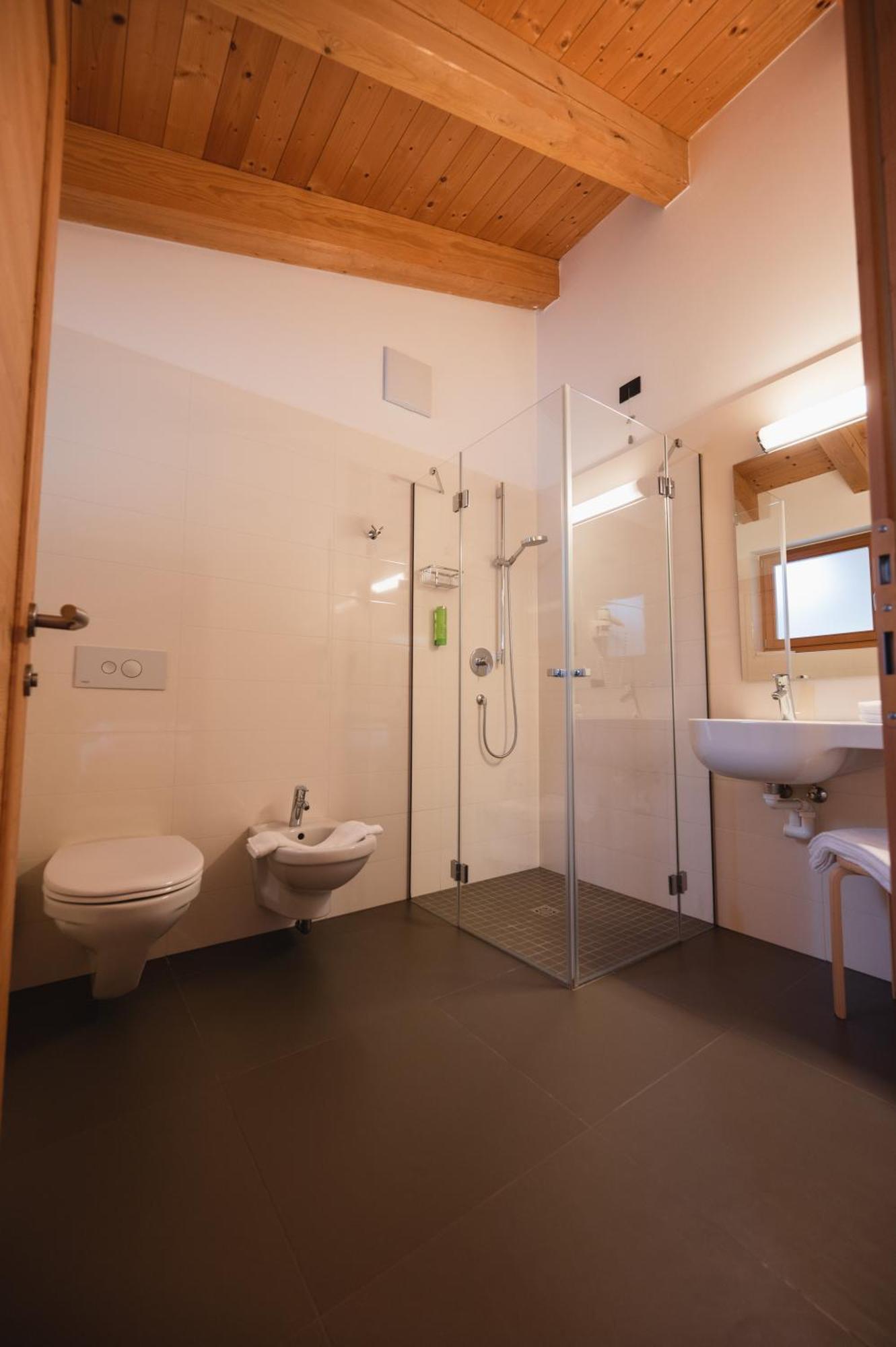 Hotel Garni Tuttotondo Levico Terme Pokoj fotografie